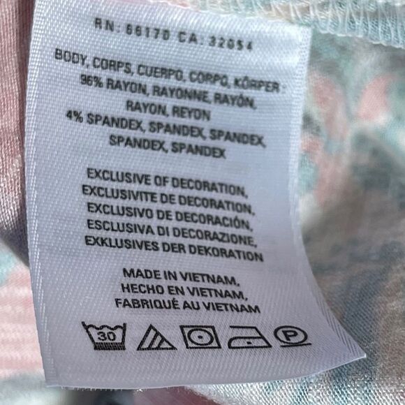 Anthro Akemi + Kin Gardenia Print Tank Asymmetrical Top Sz S - Picture 5 of 6